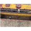 Image 5 : Tool box/fuel tank