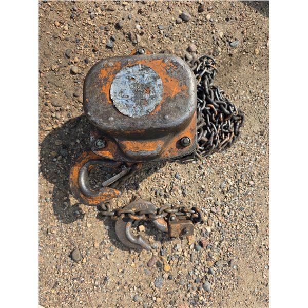 Chain hoist