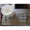 Image 1 : 2 rolls of insulation and steel shelf