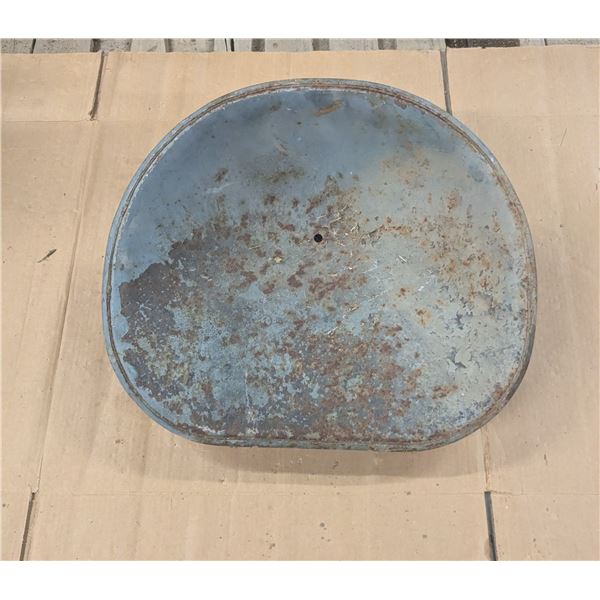 Vintage 20" wide metal tractor seat