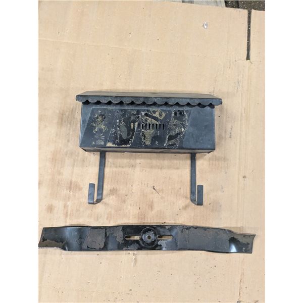 Front door mailbox with NEW lawnmower blade, 20"