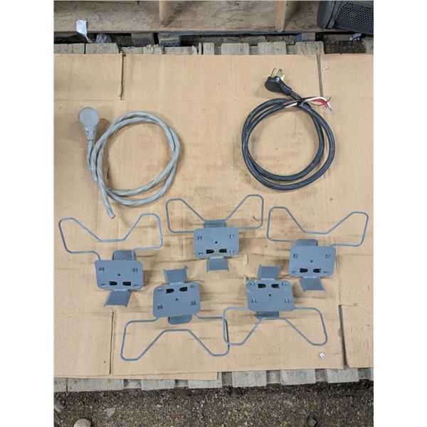 2-220V wires with plugs, and unique spring loaded brackets
