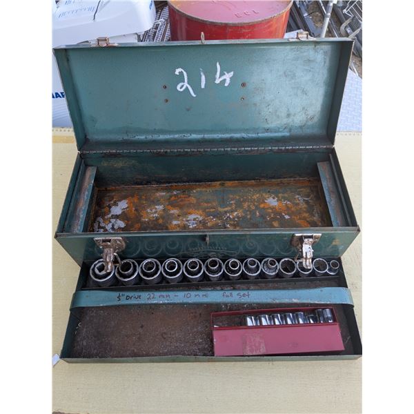 Metal tool box(19x7x7") with socket set, 11mm-32mm, 1/2" drive