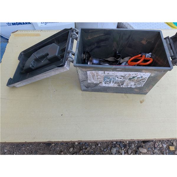 Drybox with assorted hardware and goggles