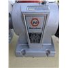 Image 2 : 5" Black and Decker bench grinder