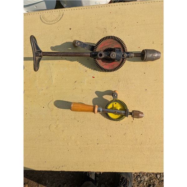 2 Vintage hand crank drills