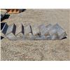 Image 1 : Wooden stairs- 7 steps- 37"W