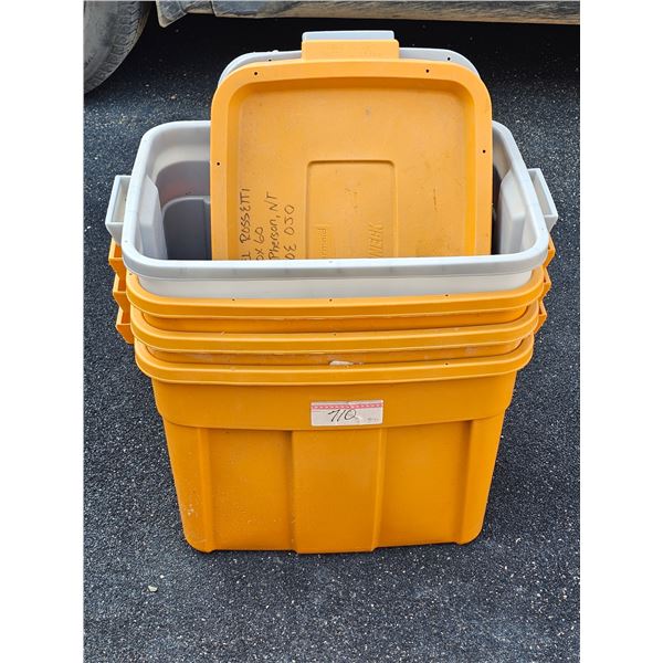 (4) 68L Rubbermaid Totes