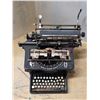 Image 3 : Vintage Remington Typewriter