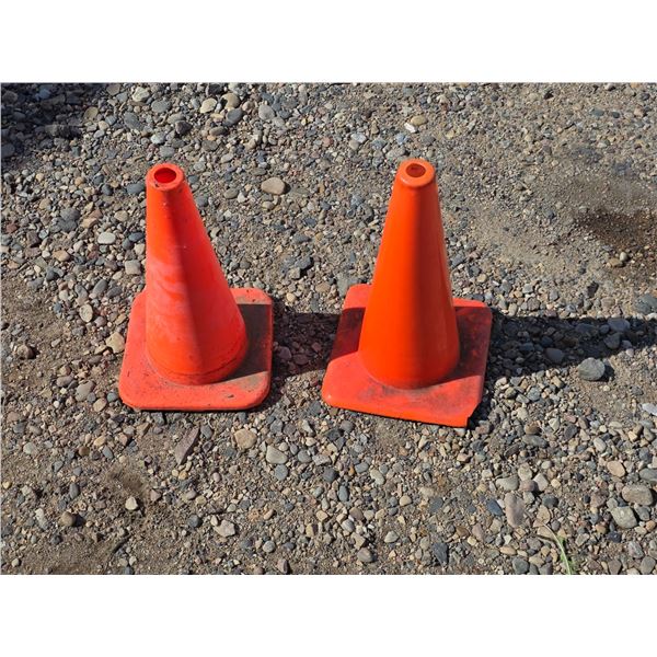 2 traffic cones