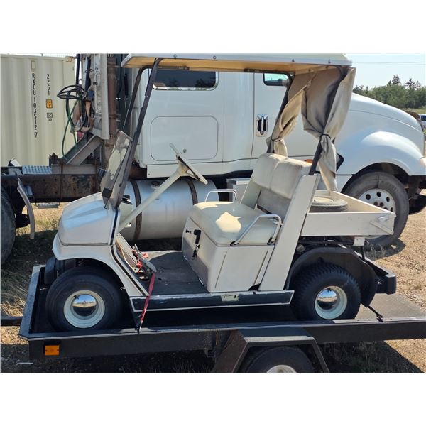 Yamaha golf cart- runs and drives