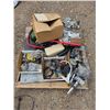 Image 1 : Pallet of various mechanical parts and pieces