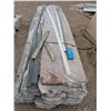 Image 1 : pallet of siding, and pieces, 2 colors