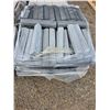 Image 2 : Pallet of 20" concrete slats