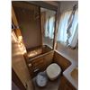 Image 11 : 1998, fifth wheel camper-#VIN-2TTRW2350WR980907- AS is