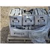 Image 3 : 8 boxes of stacked stone connect silver lining