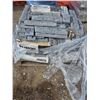 Image 1 : 75 sq ft of raven colored stacked stone- 15 boxes and some loose bits
