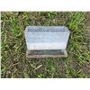 Image 1 : 8 rabbit/chicken feeders - 9-1/2" wide