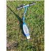 Image 2 : Razor electric scooter - works, needs battery, was hooked up to run off drill batteries