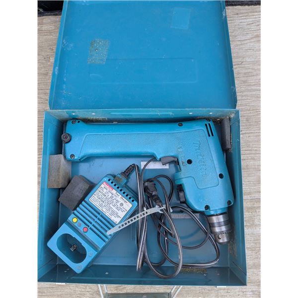 Vintage Makita cordless drill, with charger in metal case, *Tested-Works*