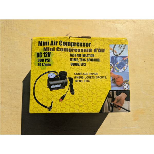 New in box mini air compressor, 12V