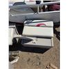 Image 5 : Starcraft pontoon boat accessories/parts
