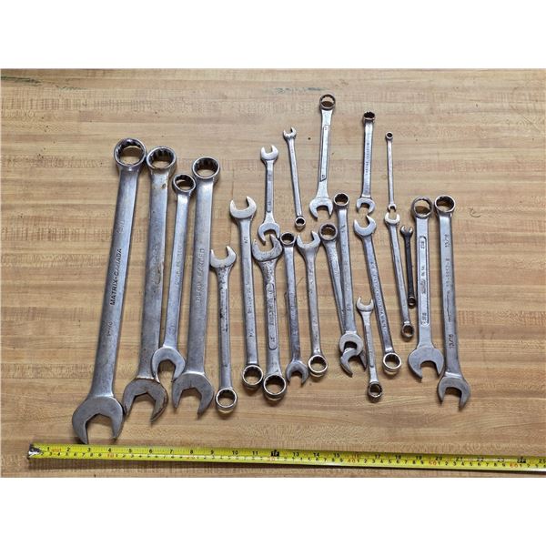 Lot of various wrenches- up to 1-1/4"