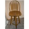 Image 1 : Swivel Bar Stool