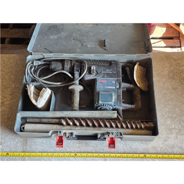 Large bosch hammer drill- untested