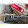 Image 3 : Gaer puller, pliers and misc items