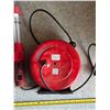 Image 4 : Wind up extension cord and light