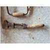 Image 3 : 2 antique hand drills and wrench