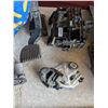 Image 3 : mixed vehicle parts