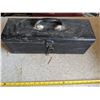 Image 3 : Metal toolbox with screwdrivers, pliers, etc.