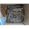 Image 2 : Box of wrenches