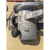 Image 2 : Vintage 2 wheel dolley/cart 2 in 1Expert