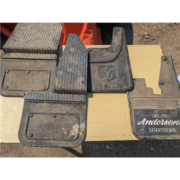 4 mud flaps