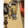 Image 4 : 2 ratchet straps with extra parts