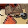 Image 1 : Trailer jack with placards