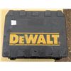 Image 3 : Dewalt - Corded rotary hammer/hammer drill with plastic case, tested-works