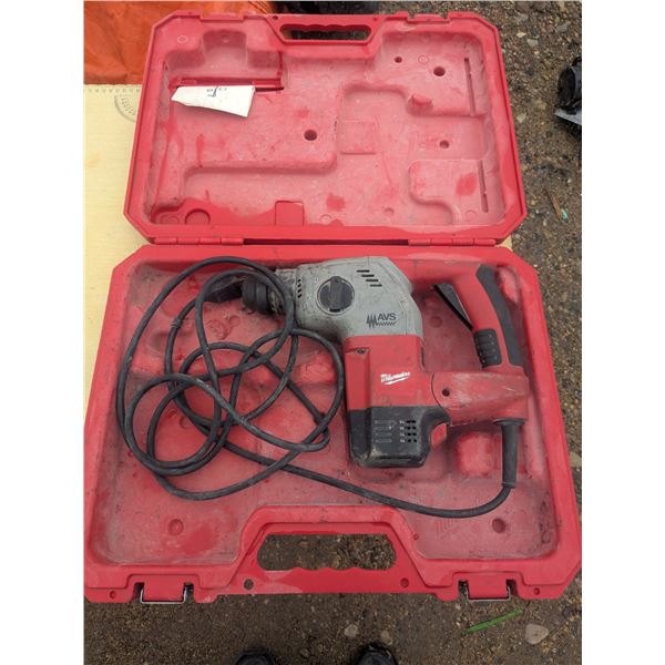 Milwaukee - Corded rotary hammer/hammer drill, with plastic case, Tested-works
