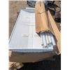 Image 1 : T12 bulbs, with 4' fixture
