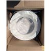 Image 1 : 3- recessed light fixtures