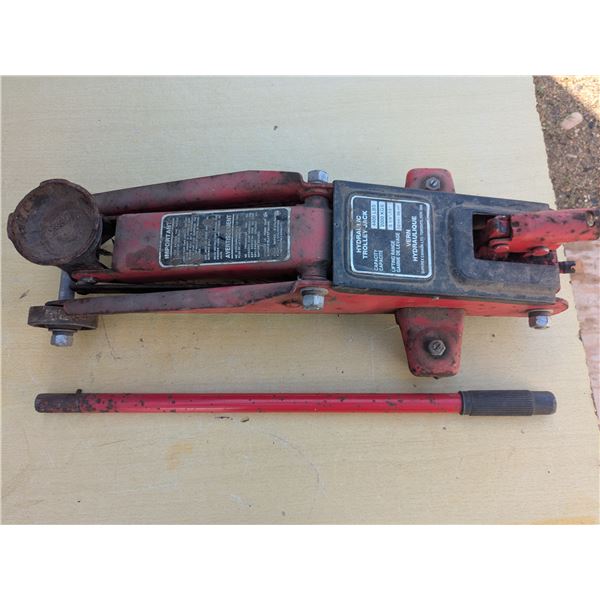 Hydraulic floor jack, 4000lbs