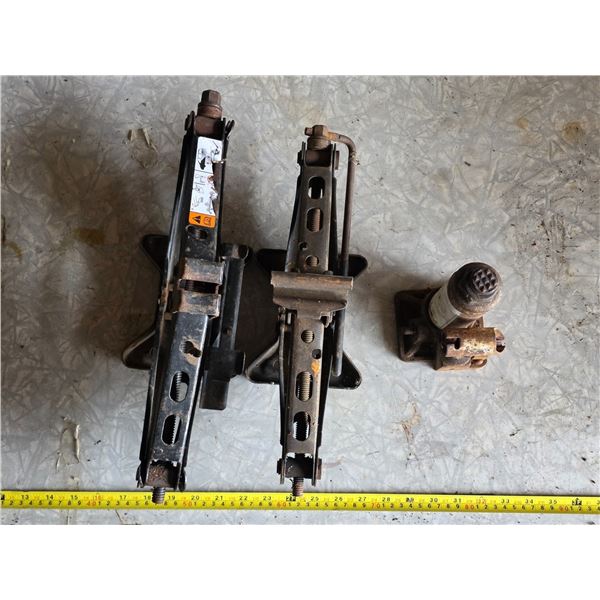 2 jack stands and bottle jack