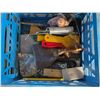 Image 3 : Painting supplies and scrappers