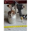 Image 3 : 2 paint gun sprayers
