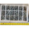 Image 2 : Hardware and saw blades