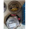 Image 3 : Various sizes of saw blades and milk crate