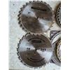 Image 5 : Various sizes of saw blades and milk crate